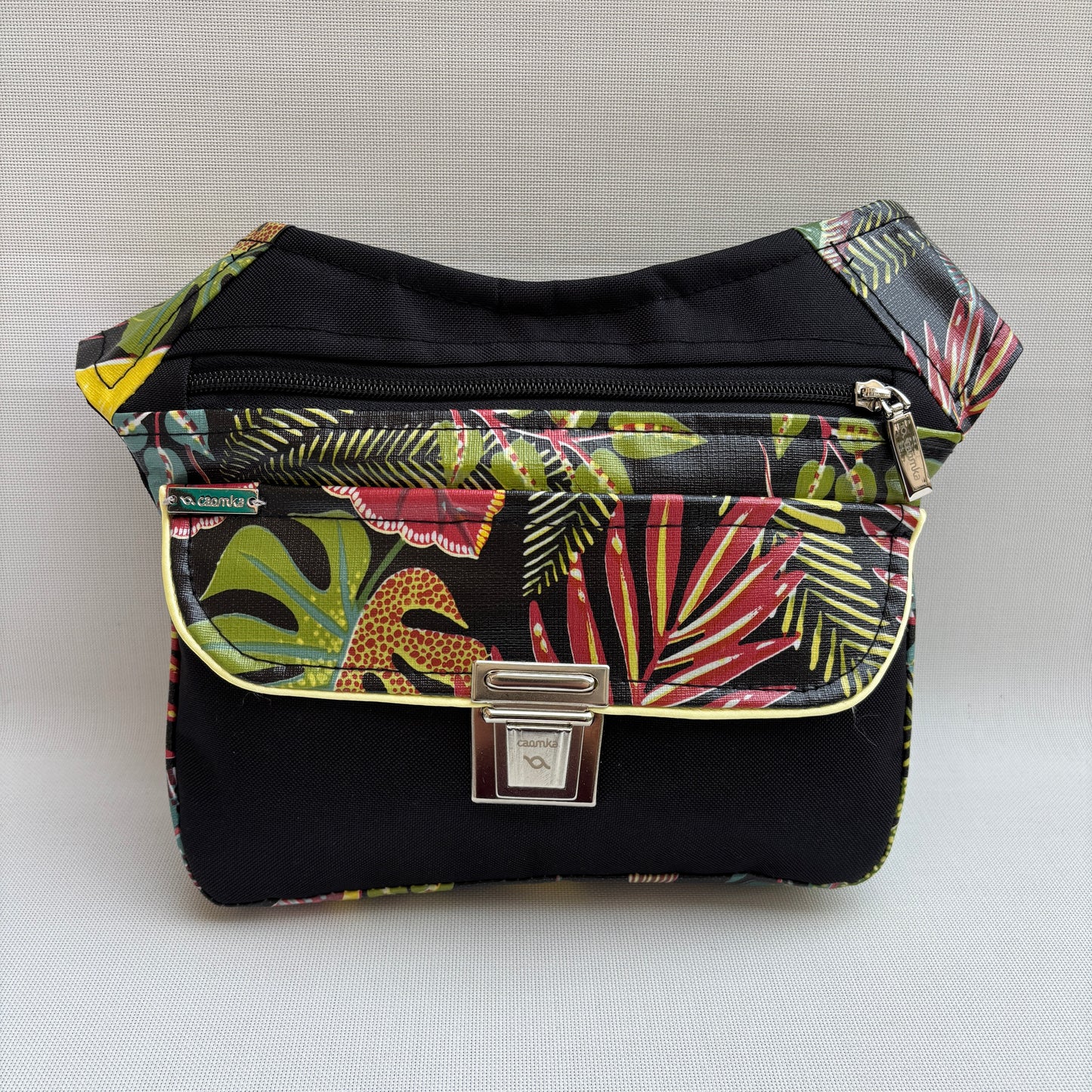 Riñonera "Special Tropical Black" + Bolsillo trasero · Impermeable · Pieza Única Núm. 18980