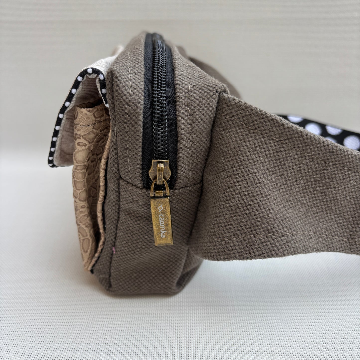 Riñonera Urban "Special Sand Top" · Pieza Única Núm. 19038