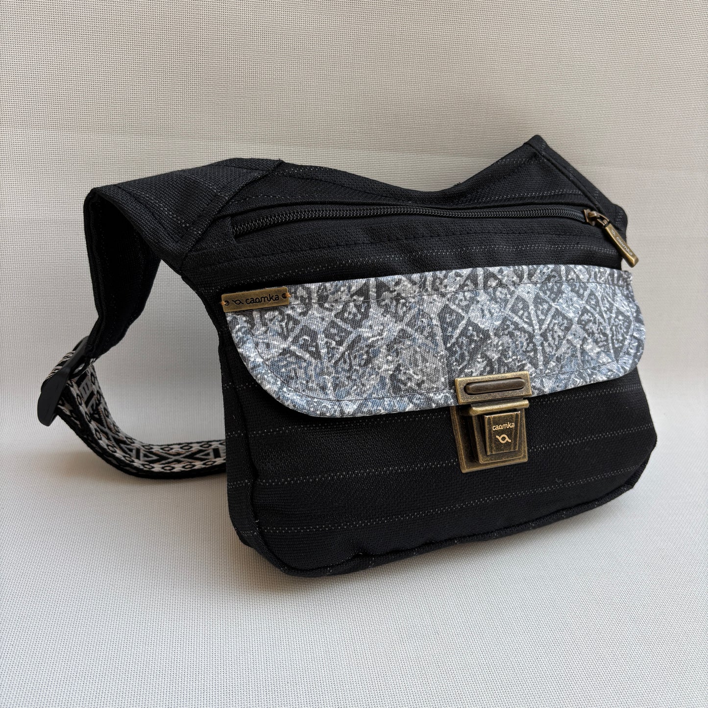Riñonera "Elegant Diplomatic Top" + Bolsillo trasero · Impermeable · Pieza Única Núm. 18263
