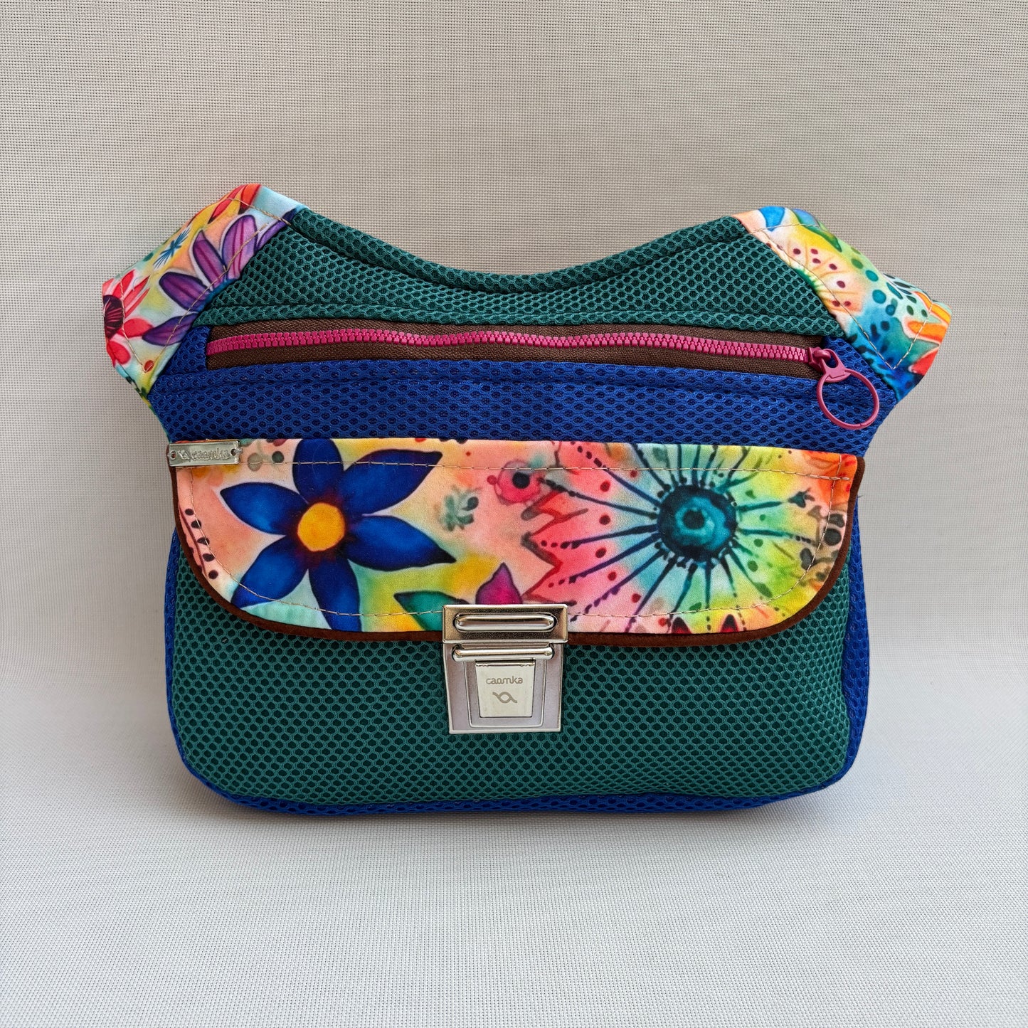 Riñonera "Special Flower Party Top" · Pieza Única Núm. 18304