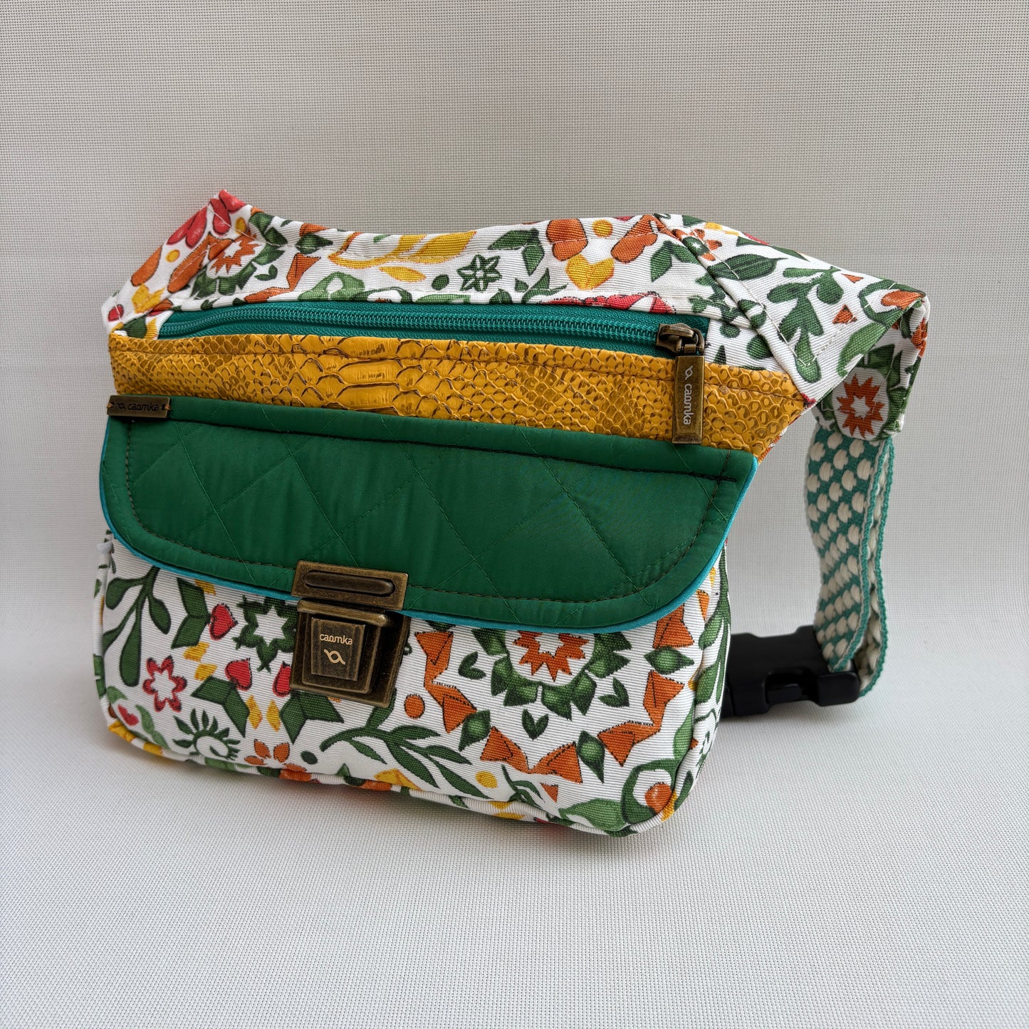 Spezielles schwarzes „Cordura“ &amp; Silber + Gesäßtasche, exklusives Teil Nr. 11492