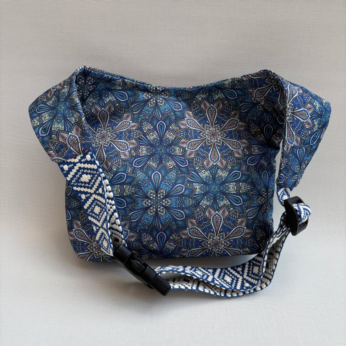 Riñonera "Special Mandalas Top" · Pieza Única Núm. 16707