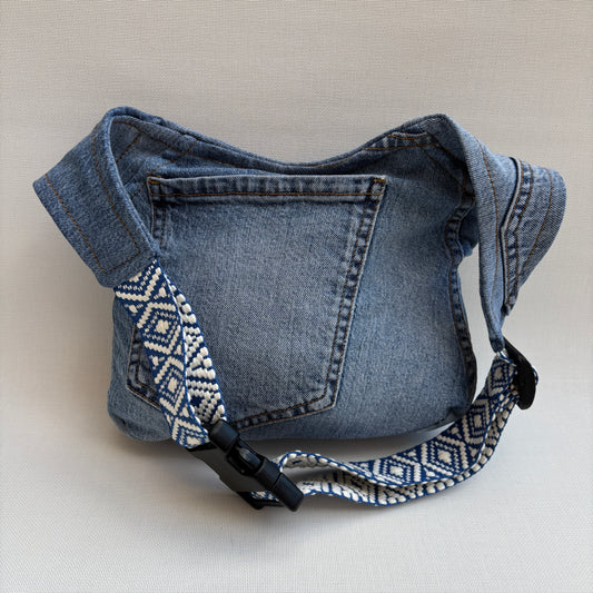 Riñonera "Special Mandalas Top ♻️ Jeans Recycled ♻️" · Pieza Única Núm. 16705