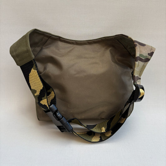 Riñonera "Special Kaki Top" · Impermeable · Pieza Única Núm. 16687