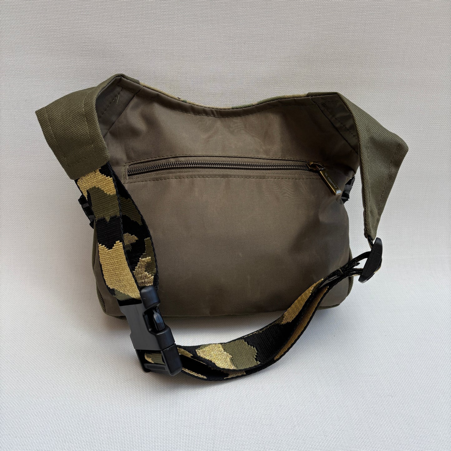 Riñonera "Special Kaki Top" + Bolsillo trasero · Impermeable · Pieza Única Núm. 16690