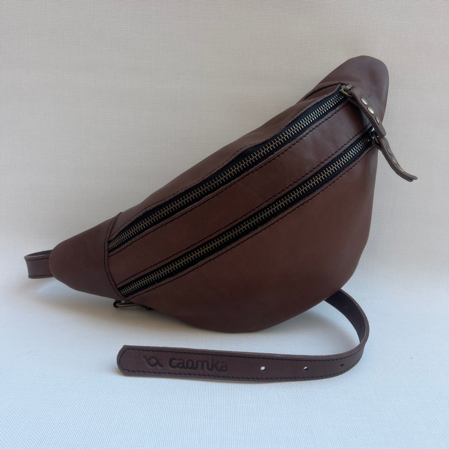 Retro Chic Brown & Old Gold · Piel natural BioCuir® · Pieza Exclusiva Núm. 14897