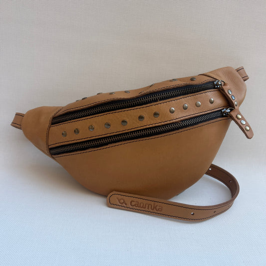 Premium Retro Chic Camel · Piel natural BioCuir® · Pieza Exclusiva Núm. 14898