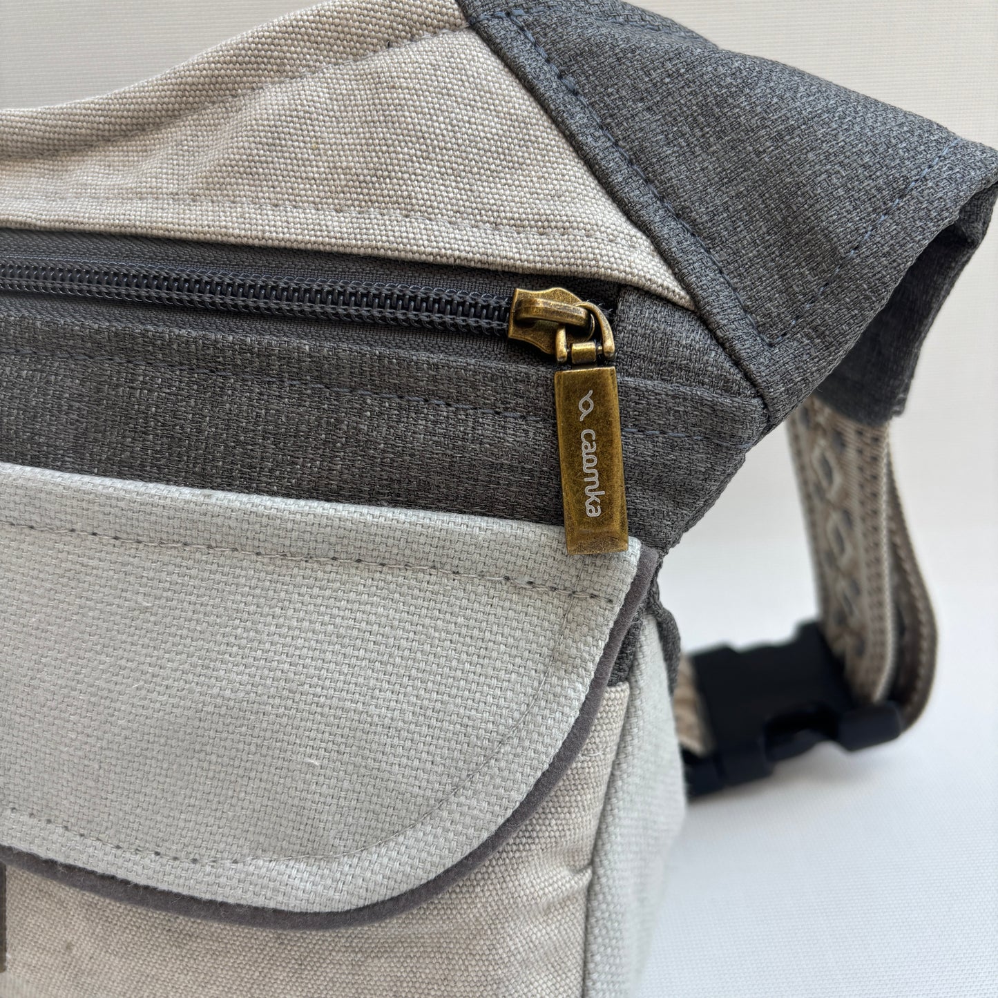 Riñonera "Elegant Gray" + Bolsillo trasero · Pieza Única Núm. 17446