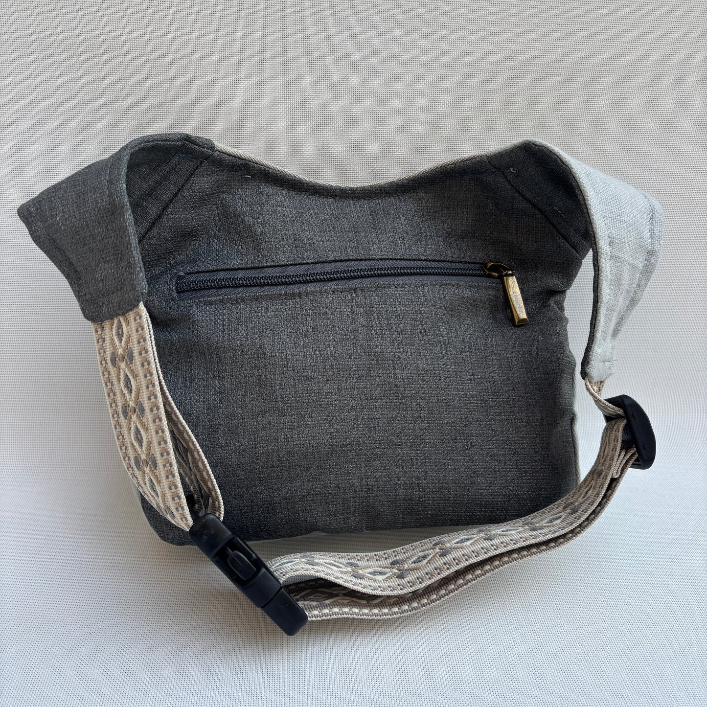 Riñonera "Elegant Gray" + Bolsillo trasero · Pieza Única Núm. 17446