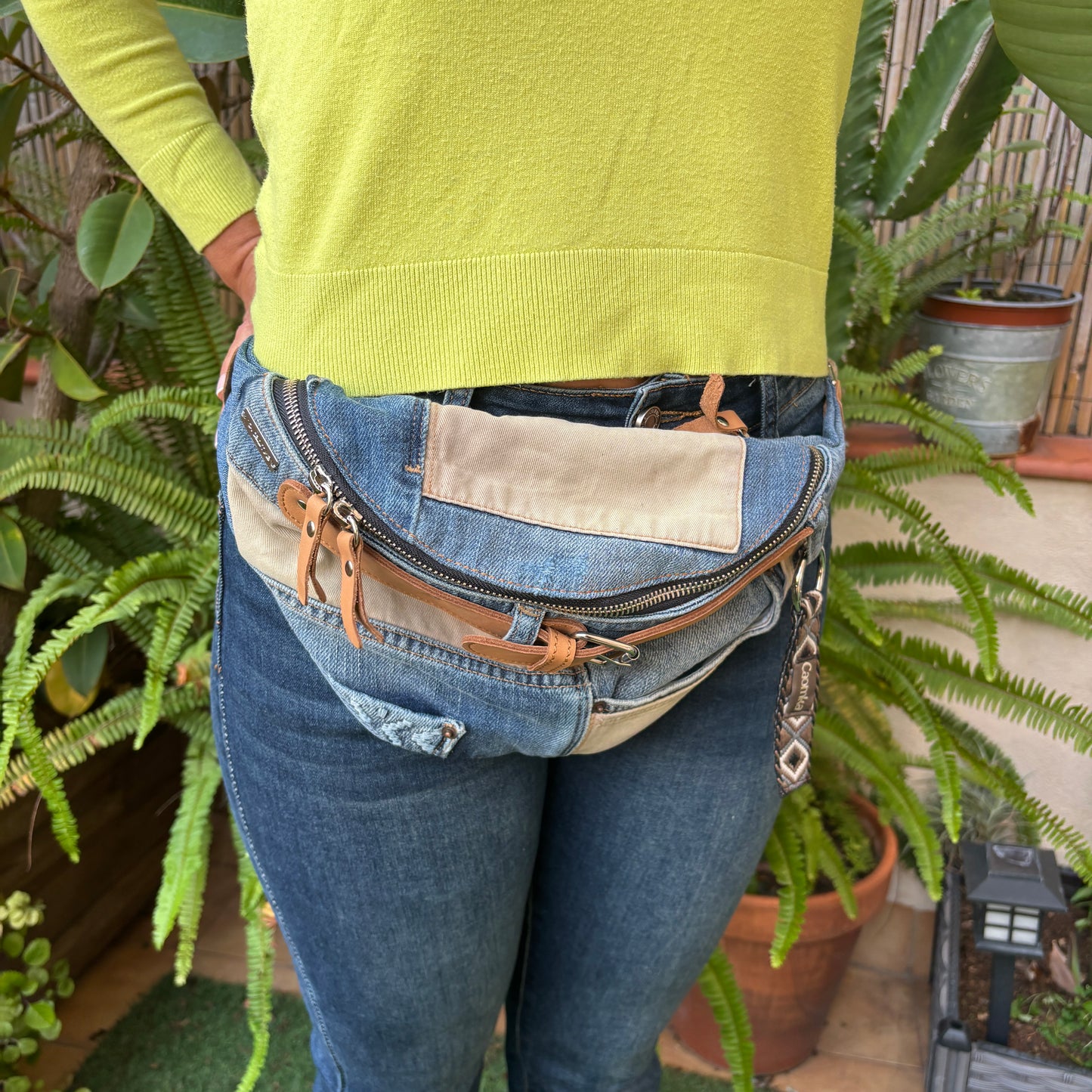 Riñonera RetroChic “Belt Edition” ♻️ Jeans Recycled ♻️ · Edición Limitada · Pieza Única Núm. 18125