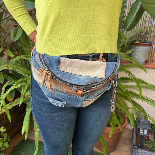Riñonera RetroChic “Belt Edition” ♻️ Jeans Recycled ♻️ · Edición Limitada · Pieza Única Núm. 18125