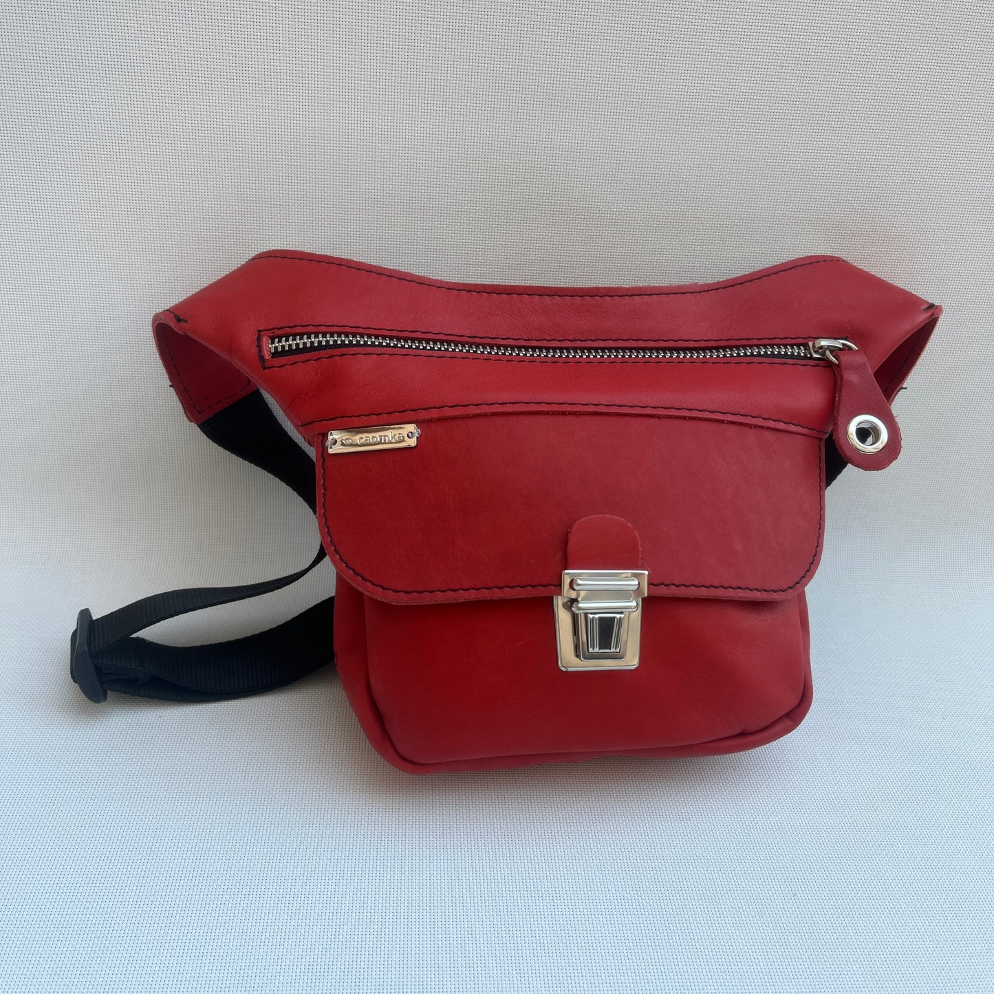 Mini Classic Red & Silver · Piel natural · Pieza Exclusiva Núm. 14886