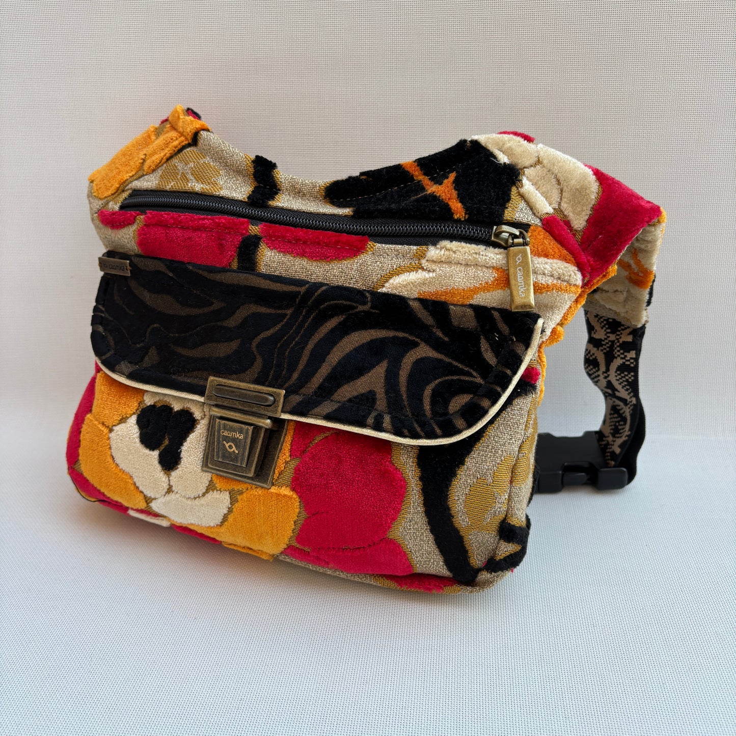 Riñonera "Elegant Top Plus" · Terciopelo + Bolsillo trasero · Pieza Única Núm. 16795