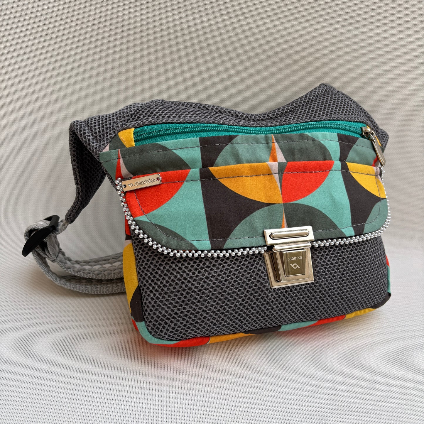 Riñonera "Soft 3D Colors Top" + Bolsillo trasero · Pieza Única Núm. 18217