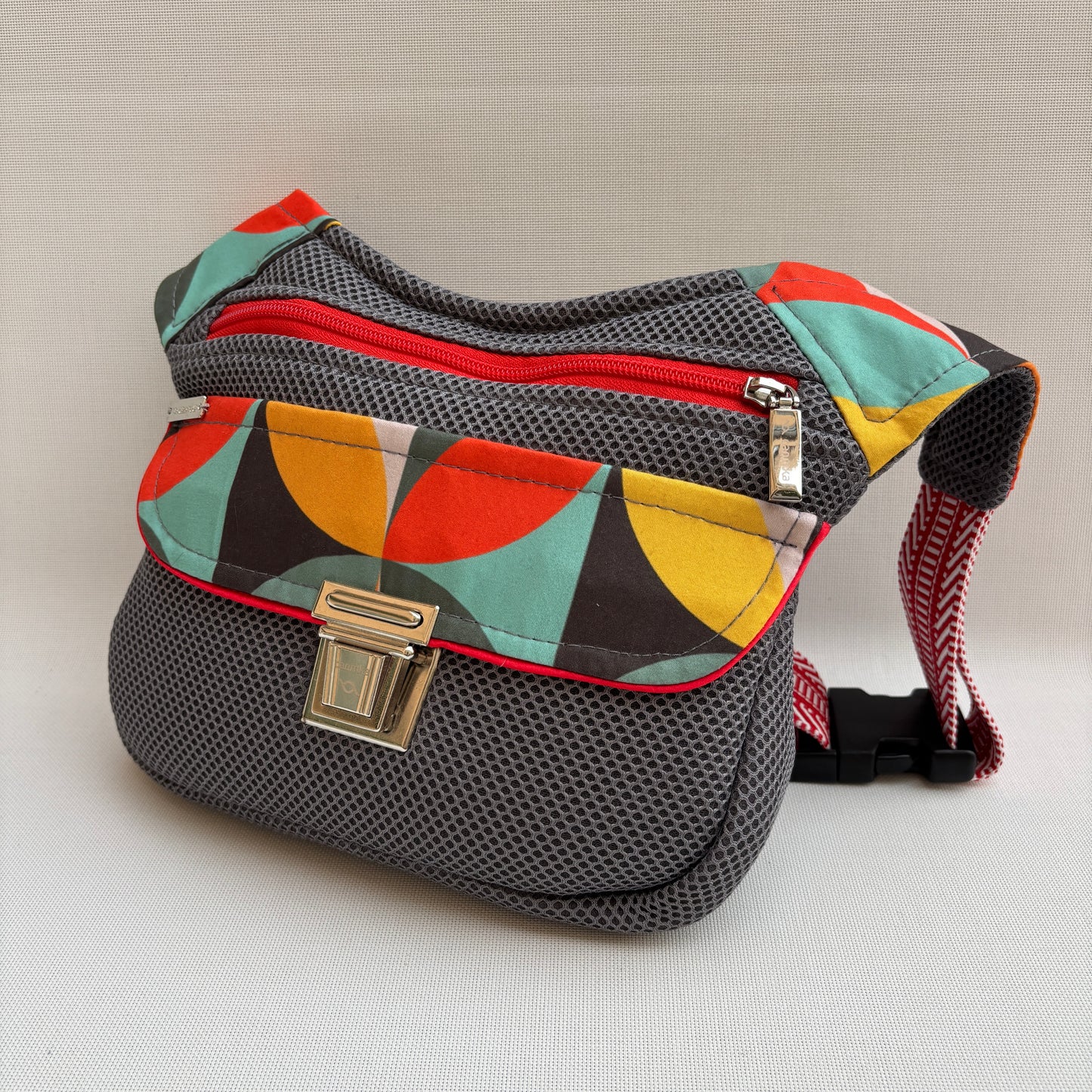 Riñonera "Soft Colors 3D  Top" + Bolsillo trasero · Pieza Única Núm. 18161