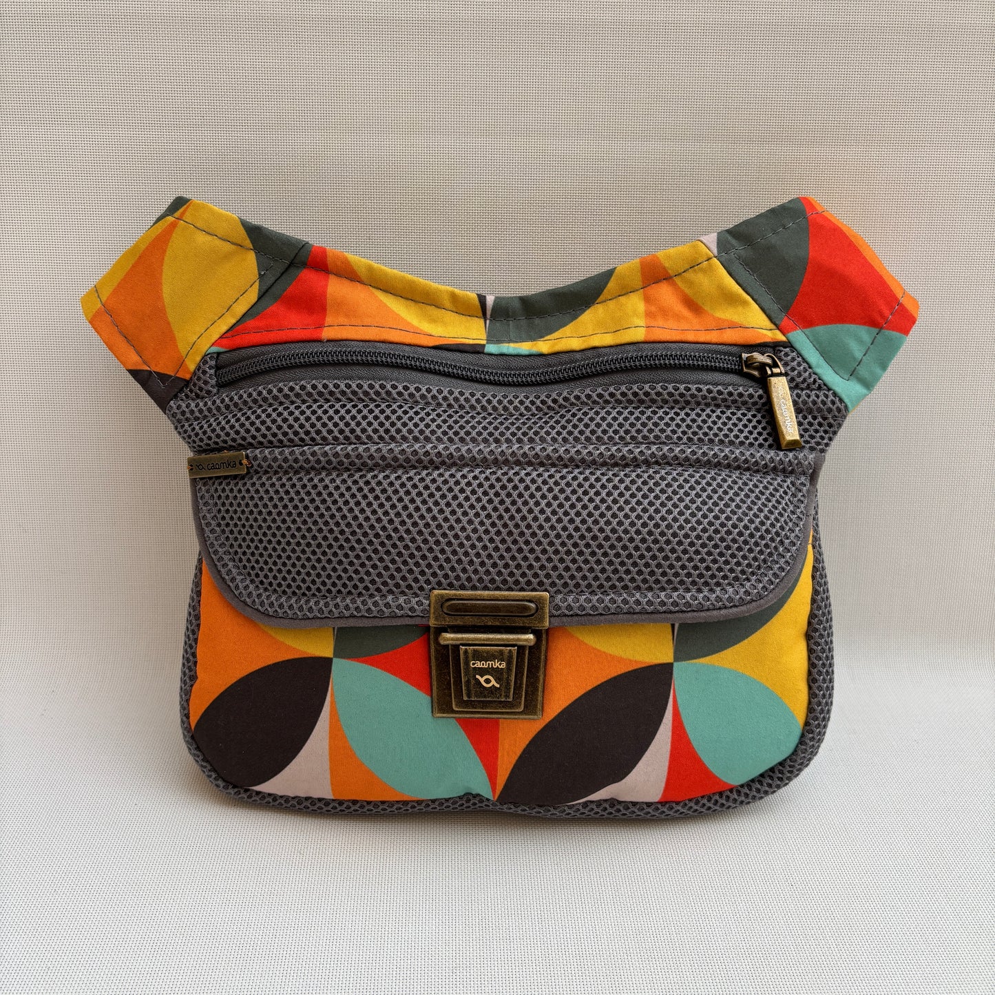 Riñonera "Special Colors& Soft3D" + Bolsillo trasero · Pieza Única Núm. 18212