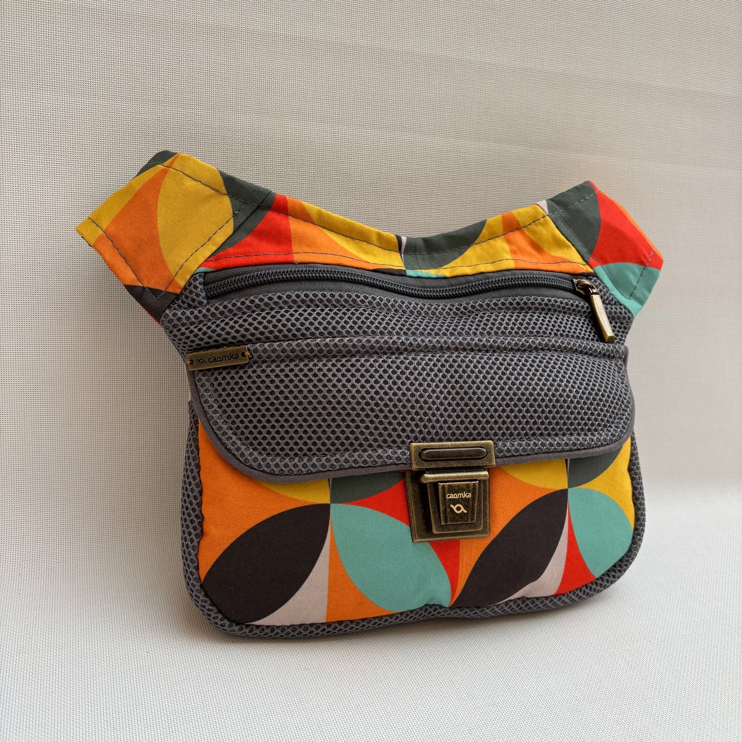 Riñonera "Special Colors& Soft3D" + Bolsillo trasero · Pieza Única Núm. 18212