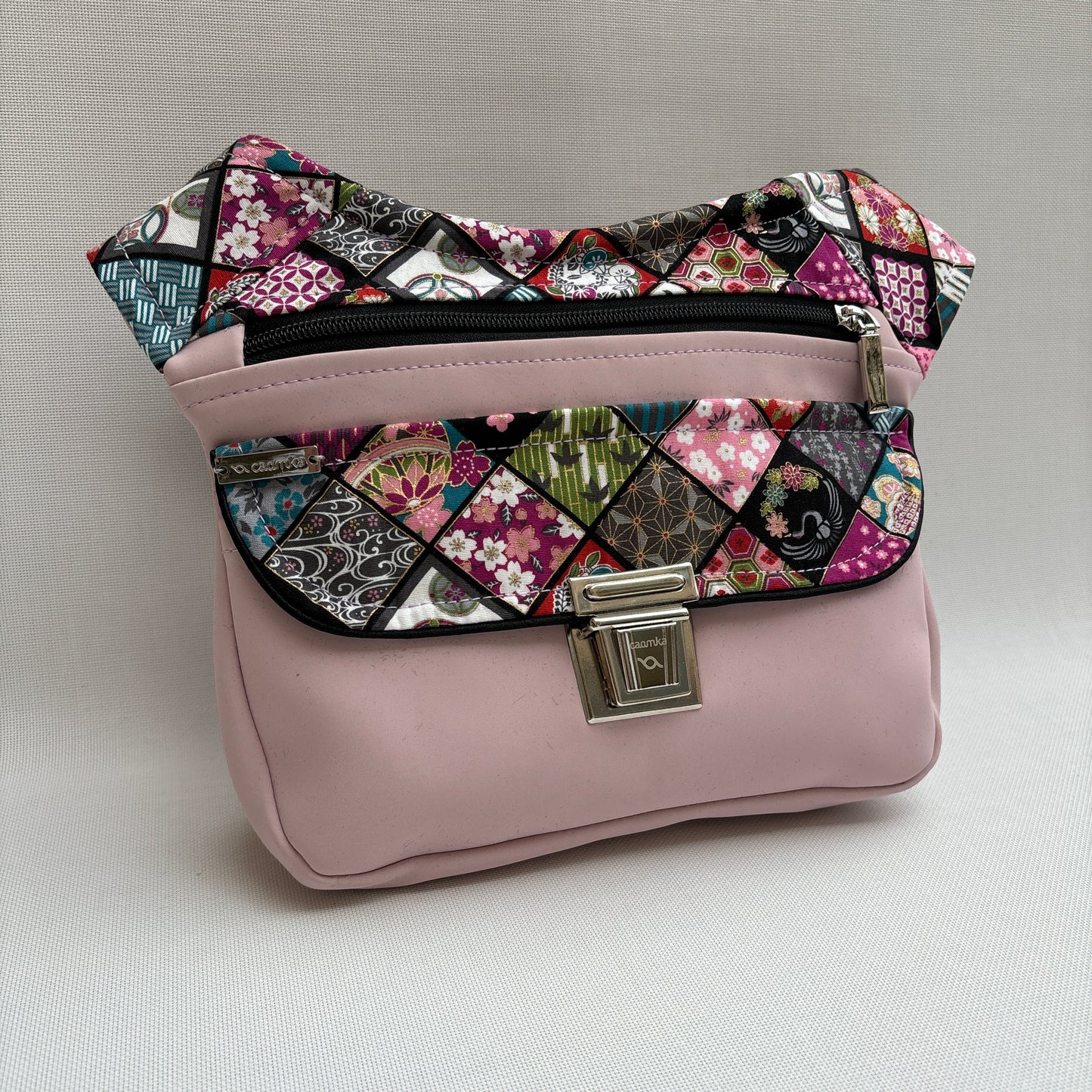 Special Japanese Top + Bolsillo trasero · Polipiel Vegana · Pieza Única Núm. 15837