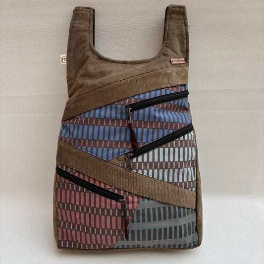 Mochila Multibolsillos "Sagarmatha" Pana & Colors · Pieza Única 18191