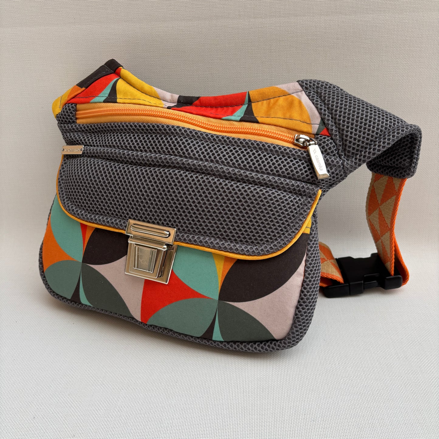 Riñonera "Soft3D Colors Top" · Pieza Única Núm. 18197