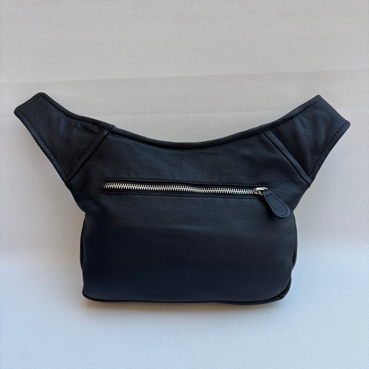 Riñonera "Classic Black & Silver” + Bolsillo trasero · Piel · Pieza Exclusiva Núm. 19031