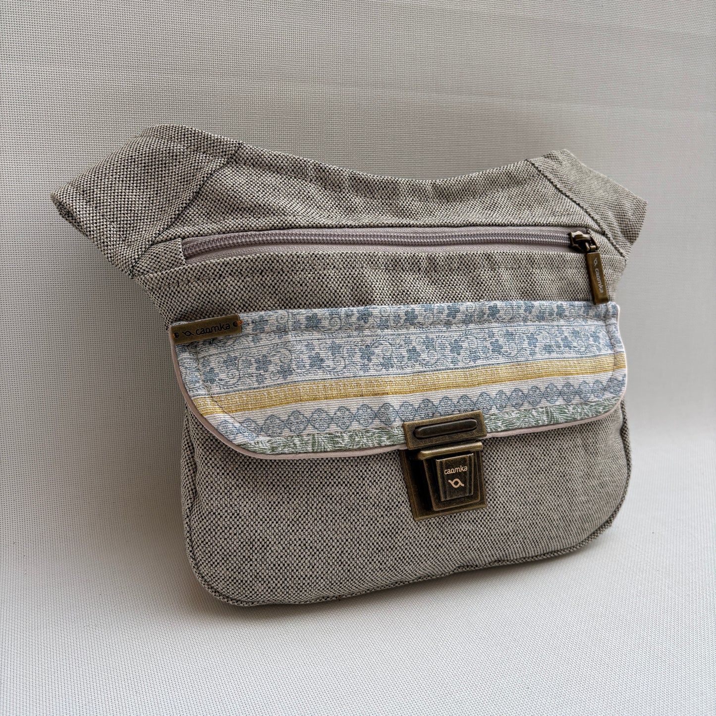 Riñonera "Special Etnical Top " + Bolsillo trasero · Pieza Única Núm. 18329