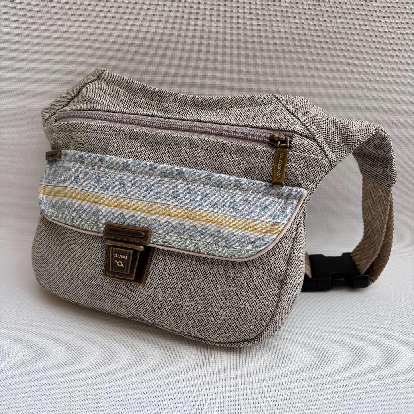 Riñonera "Special Etnical Top " + Bolsillo trasero · Pieza Única Núm. 18329