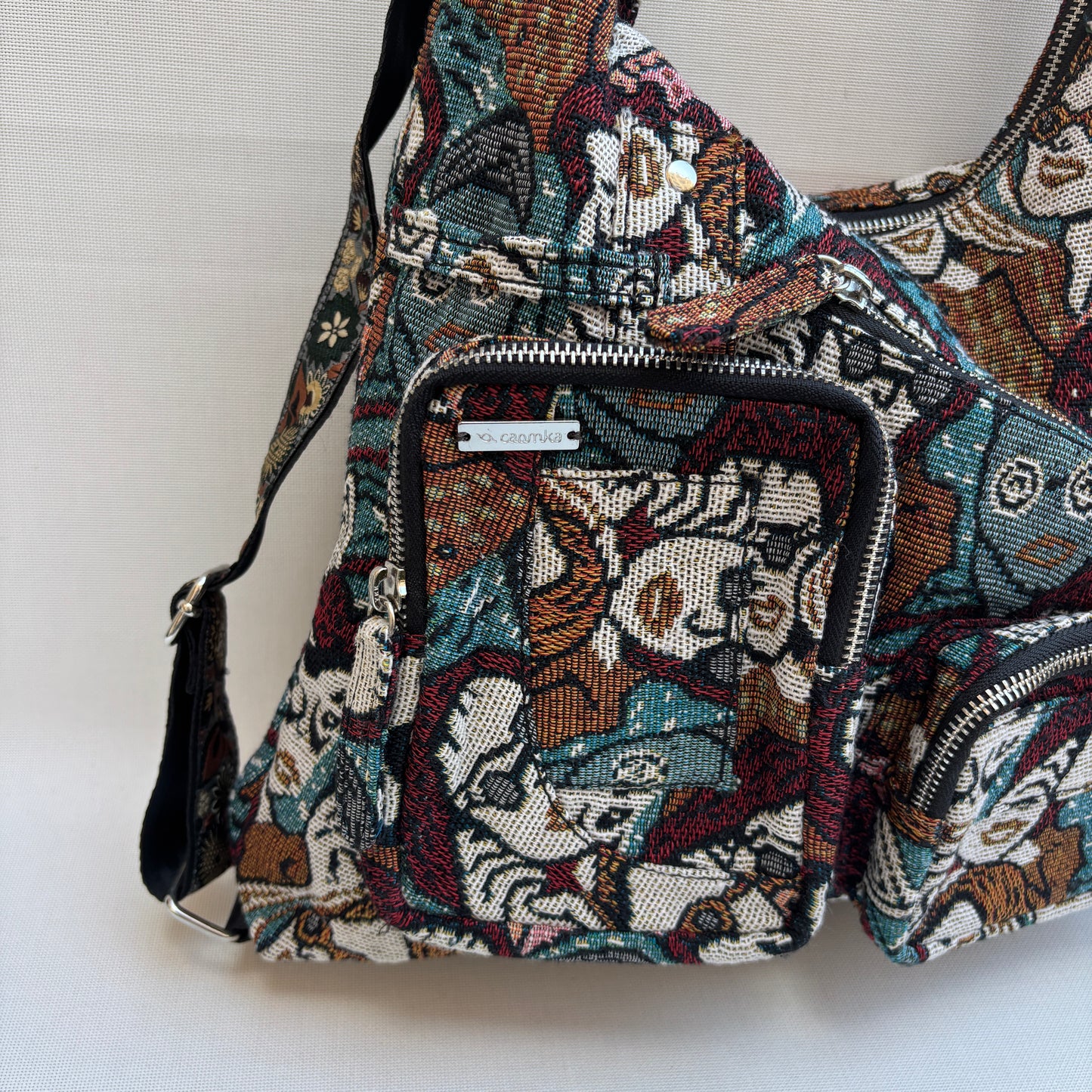 Mochila Caomka modelo Pocket "Urban Faces" · Pieza Única núm. 18987