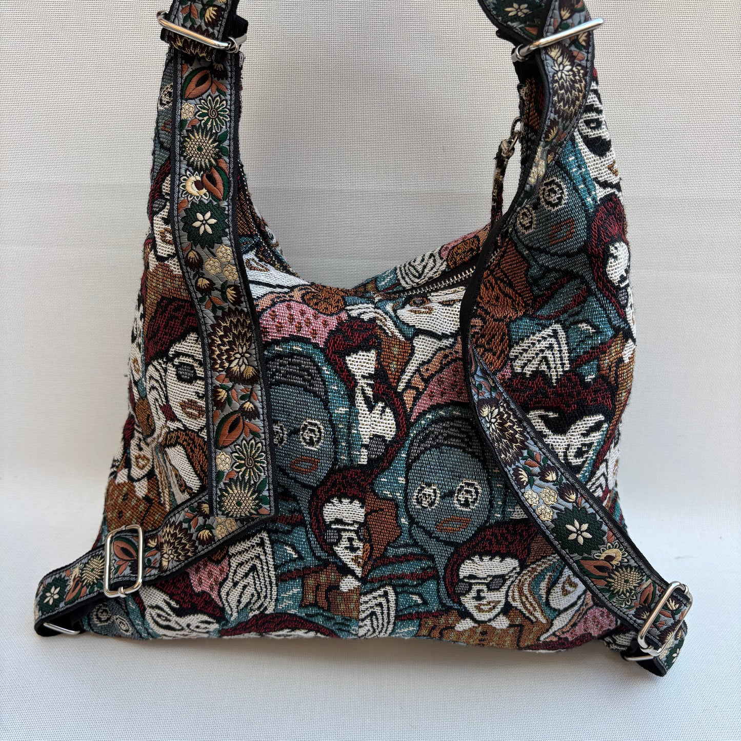 Mochila Caomka modelo Pocket "Urban Faces" · Pieza Única núm. 18987