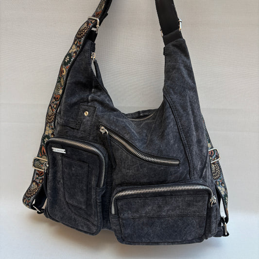 Mochila Caomka modelo Pocket "Black Denim Bloom" · Pieza Única núm. 18988