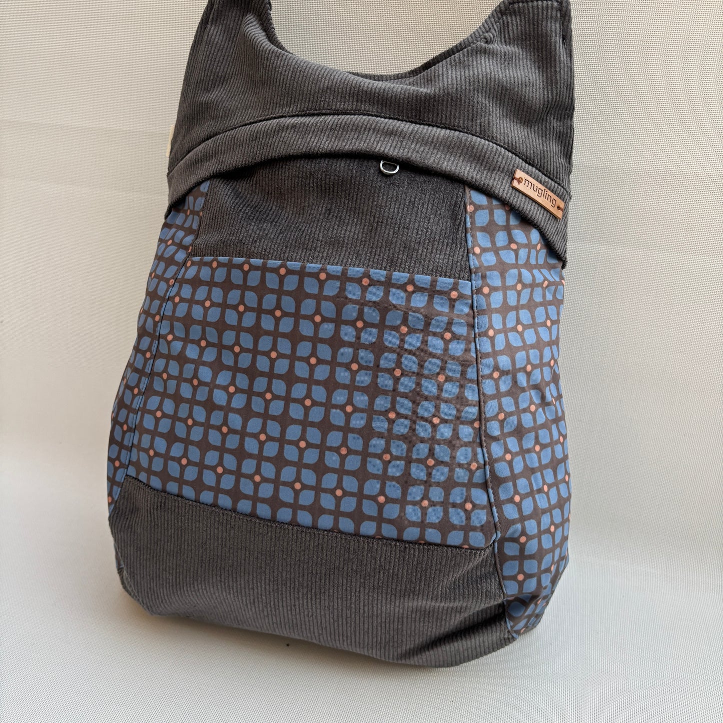 Mochila "Bhaktapur" Tejedido de pana con impermeable · Pieza Exclusiva 18225