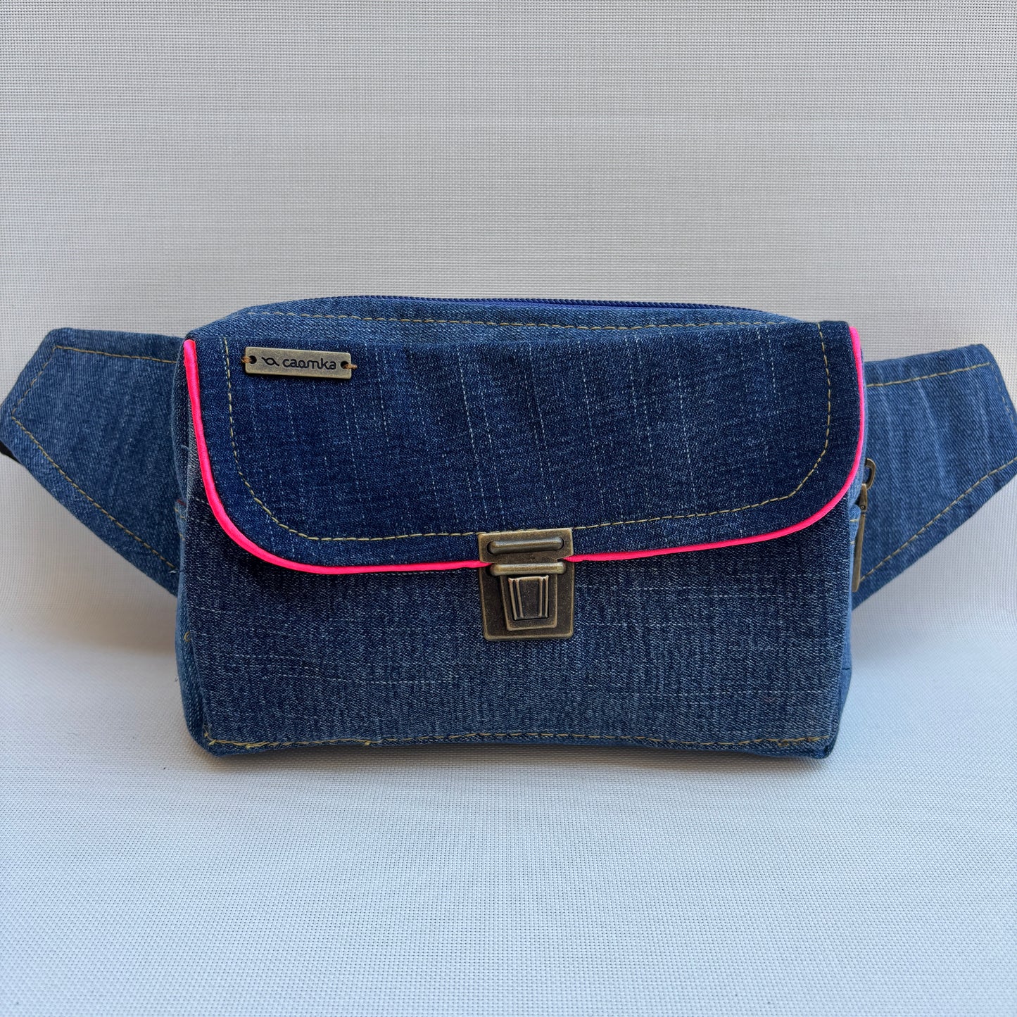 Riñonera Urban "♻️ Jeans Recycled ♻️" · Pieza Única Núm. 19008