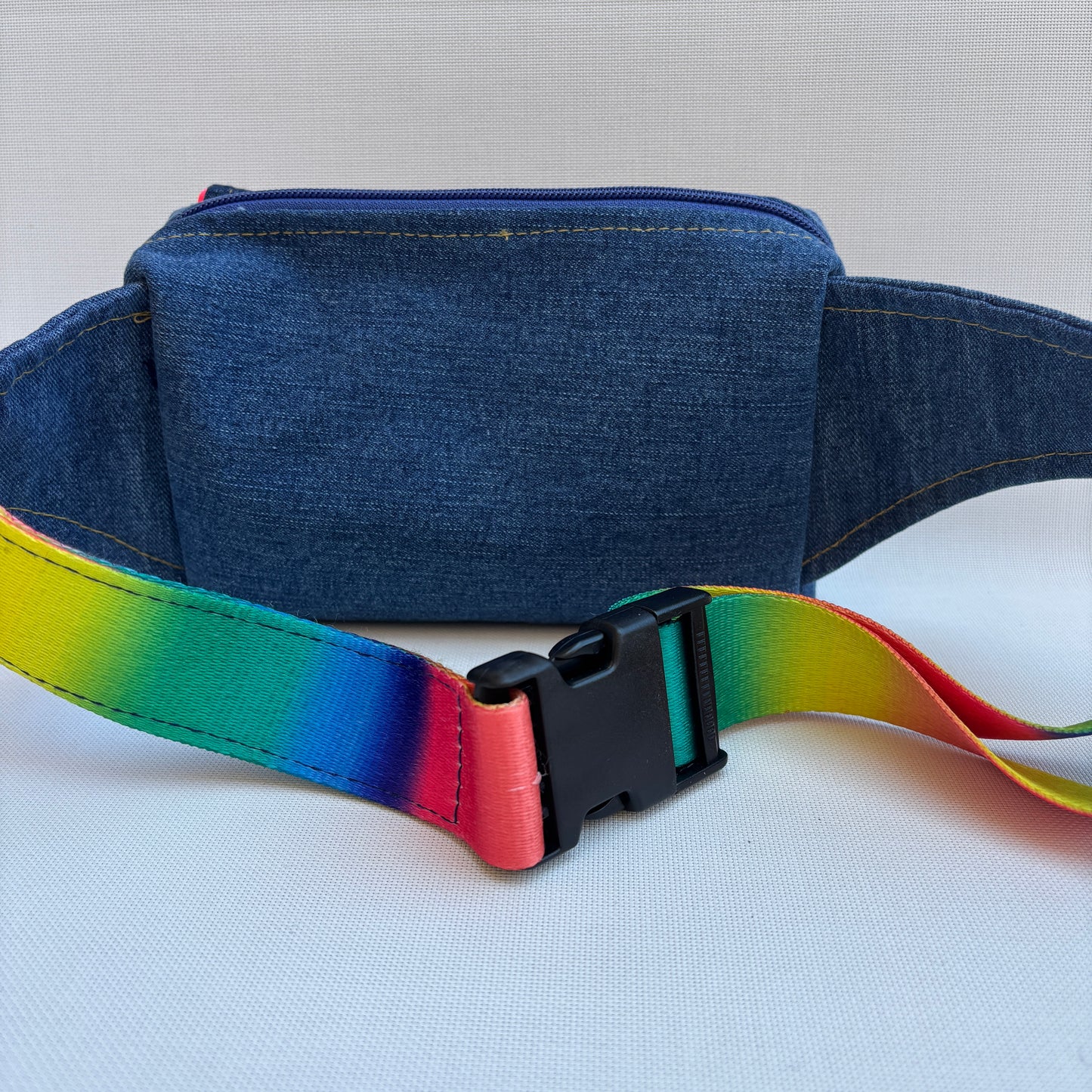 Riñonera Urban "♻️ Jeans Recycled ♻️" · Pieza Única Núm. 19008