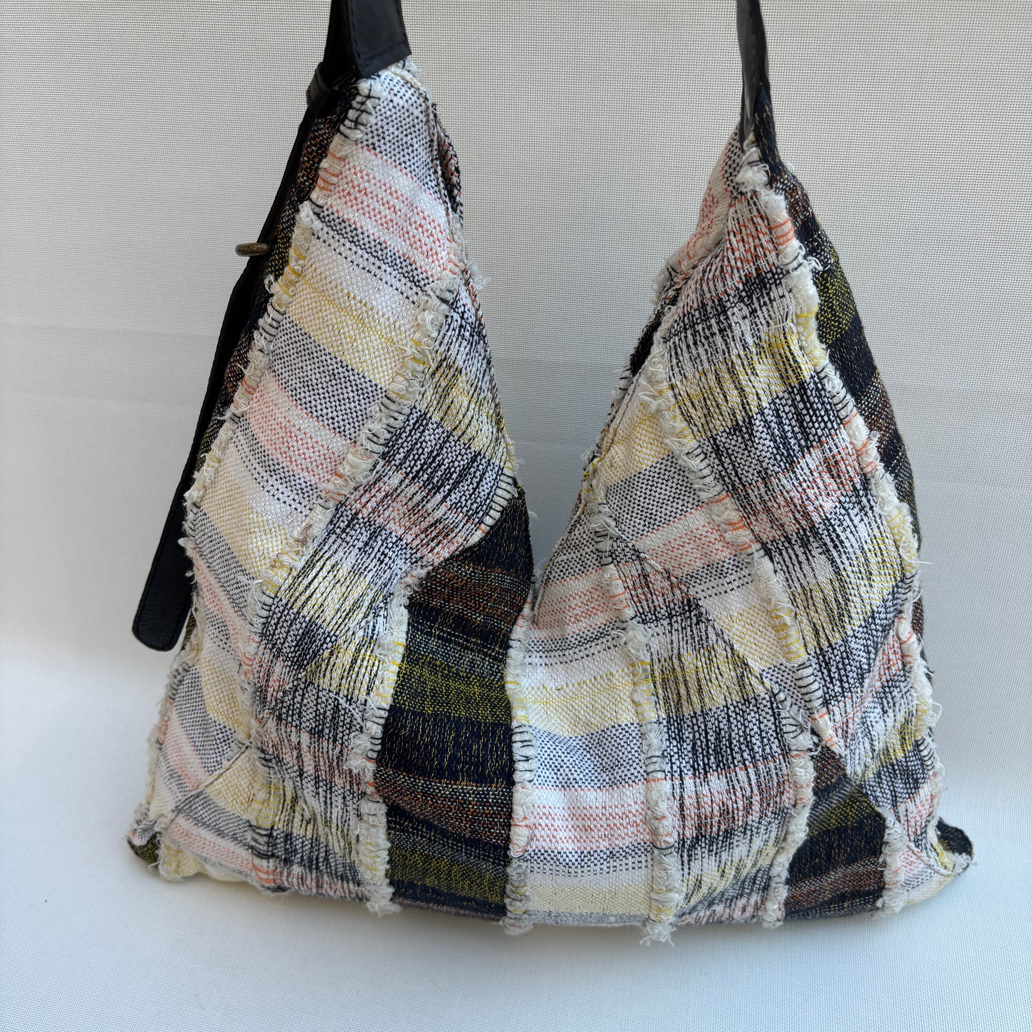 Bolso Violeta "Soft India Light" · Pieza Única Núm. 18949 (primeras piezas) en evolución.