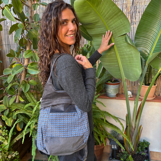 Mochila "Bhaktapur" Tejedido de pana con impermeable · Pieza Exclusiva 18225