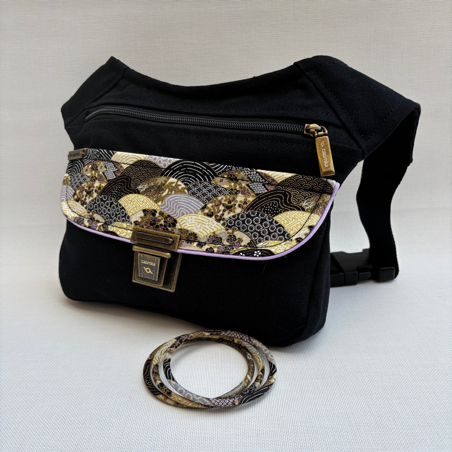 Pack Riñonera + 3 Pulseras "Special Japanese" · Pieza Única Núm. 17455