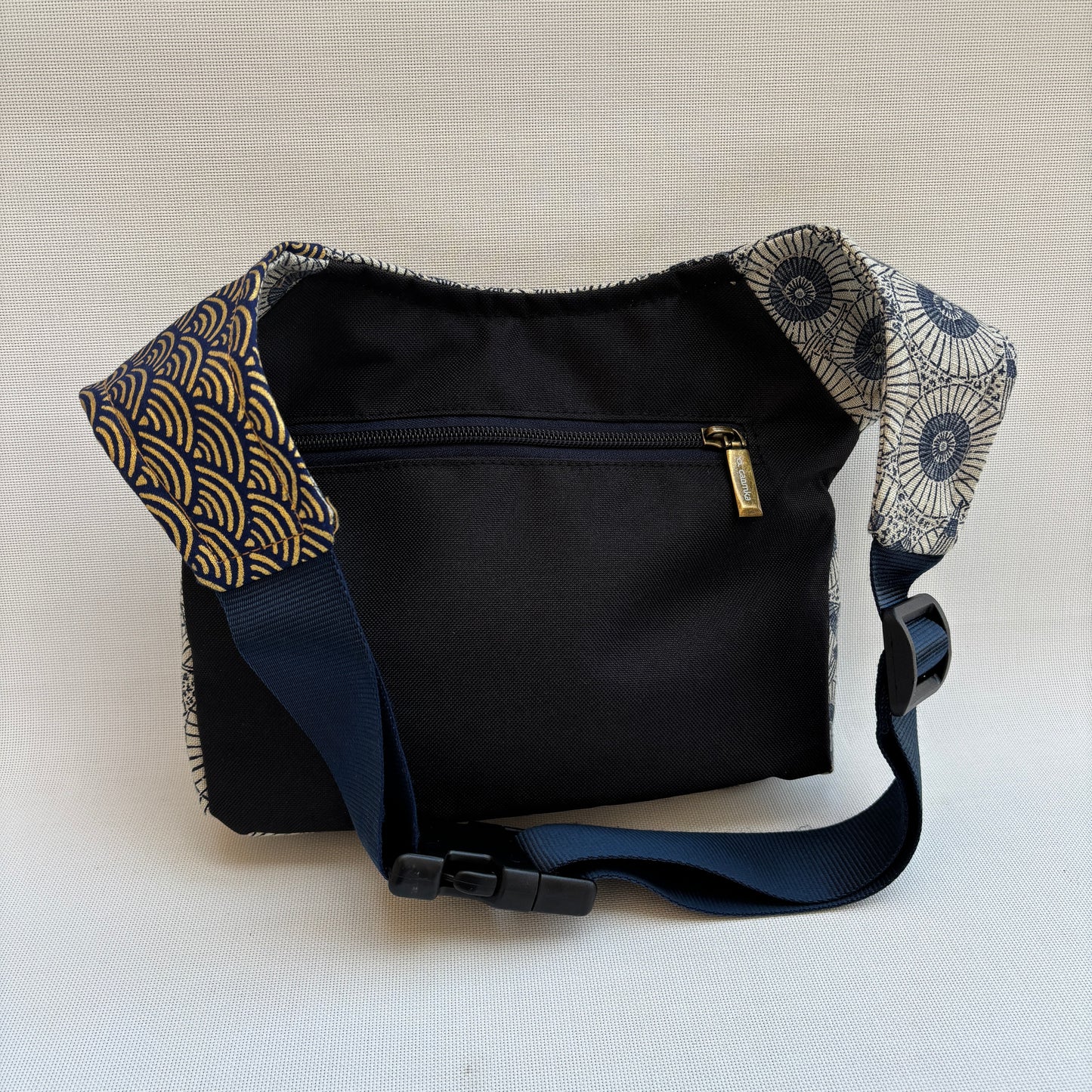 Riñonera "Special Japanese Waves Old" + Bolsillo trasero · Pieza Única Núm. 17458
