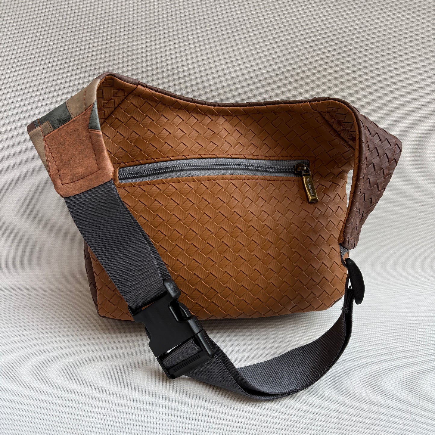 Riñonera "Special GeoWeave Terracotta" + Bolsillo trasero · Polipiel · Pieza Única Núm. 18232