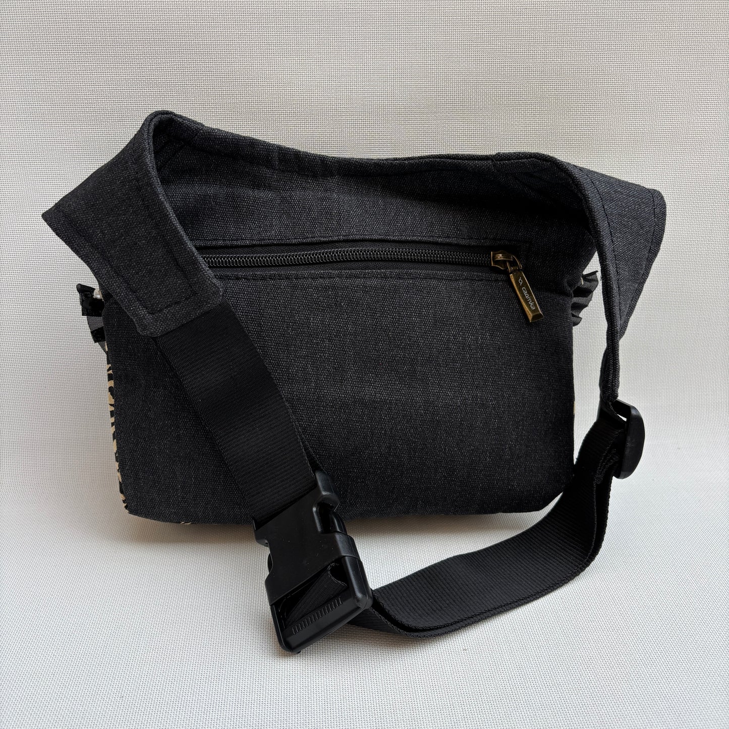 Riñonera "Special Animal Print" + Bolsillo trasero · Pieza Única Núm. 18381