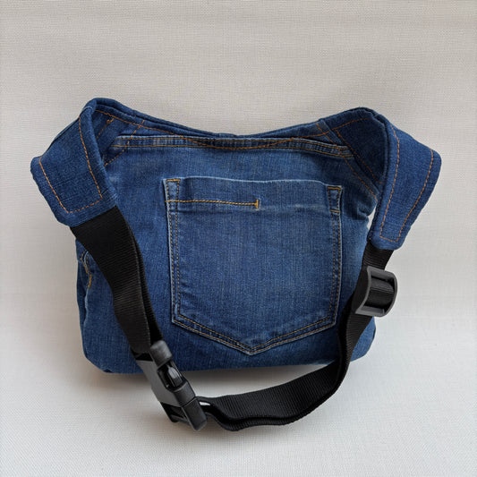 Riñonera ♻️ Jeans Recycled ♻️ · Pieza Única Núm. 18228