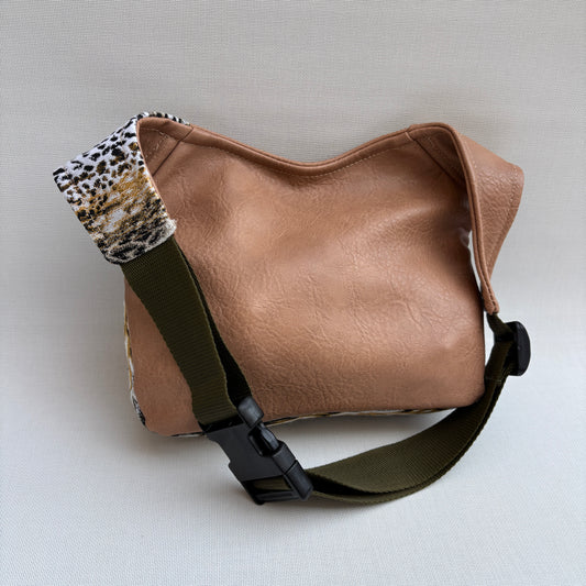 Riñonera "Special Animal Print" · Polipiel · Pieza Única Núm. 18231
