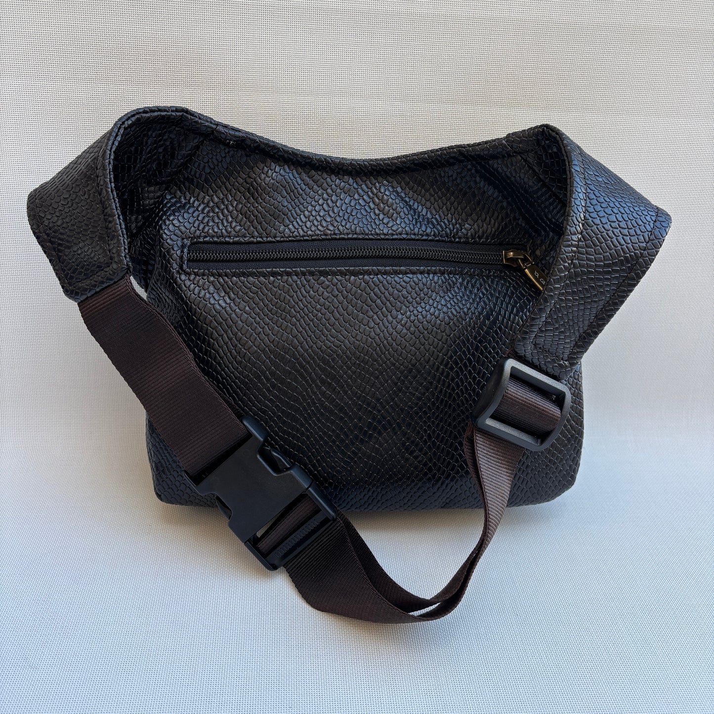 Riñonera "Elegant Brown" + Bolsillo trasero · Polipiel · Pieza Única Núm. 18999