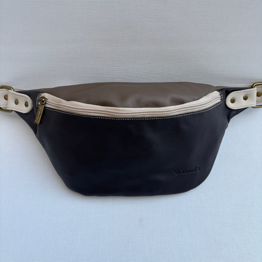Riñonera "Retro Chic Watermelon Taupe" · Piel / Cuero · Pieza Exclusiva Núm. 17510