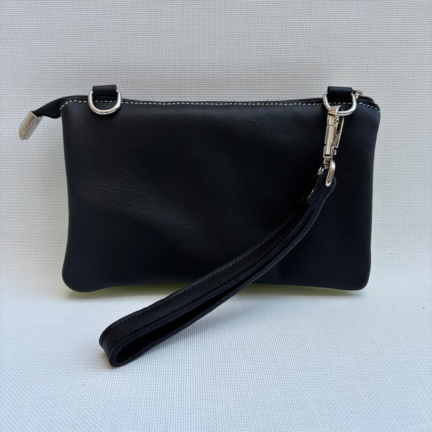 Riñonera multifunción NANO "Black & Pistachio" · Piel - Cuero · Pieza Exclusiva Núm. 17521