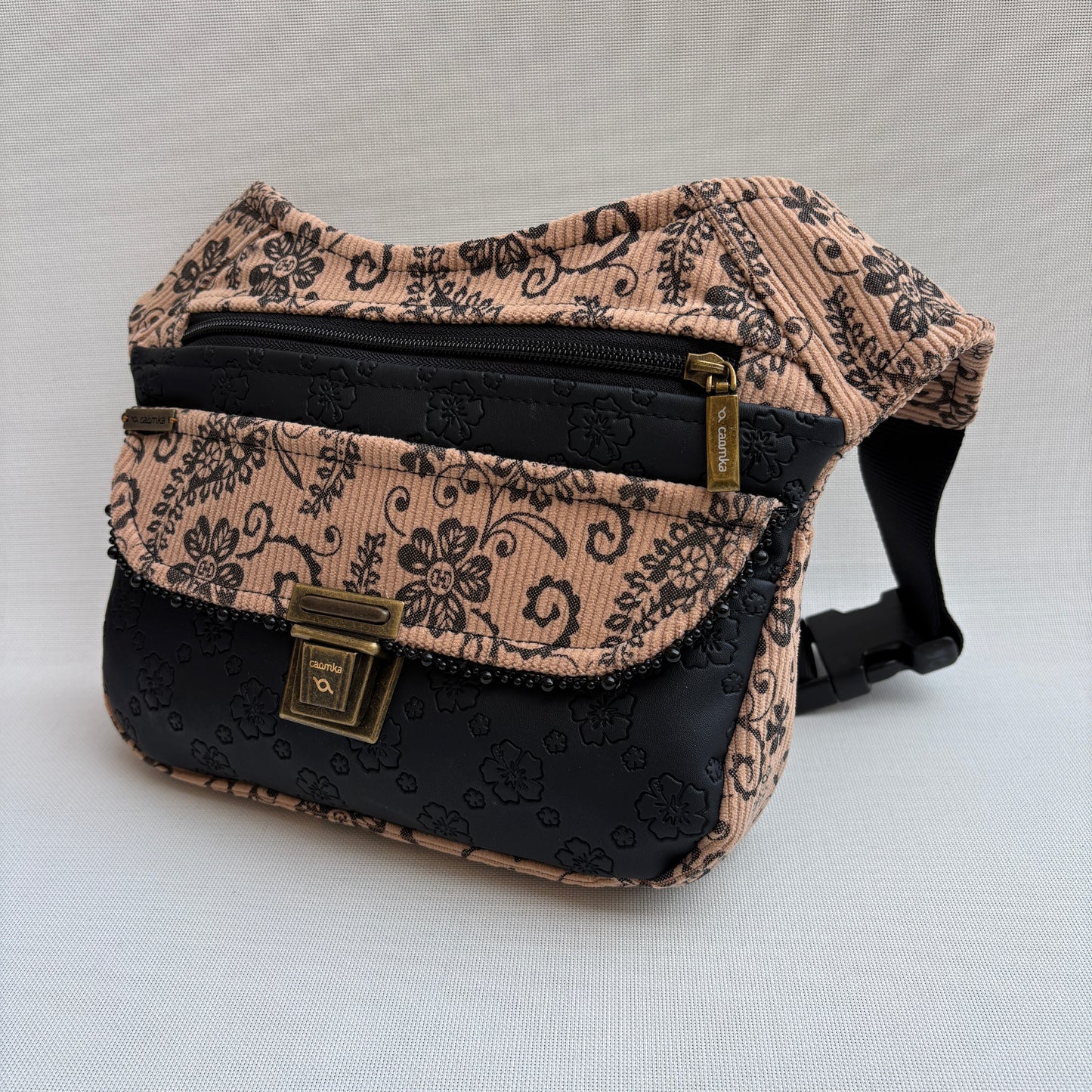 Riñonera "Elegant Luxury Night" · Pieza Única Núm. 18234