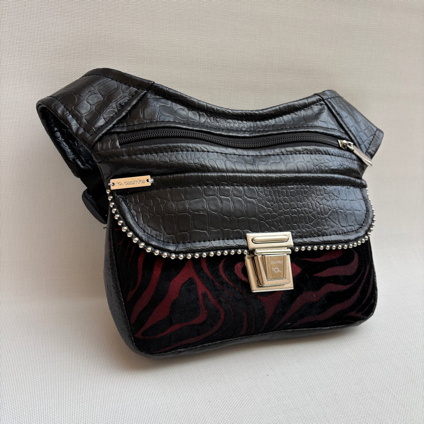 Riñonera "Special Belvet Nigth" · Polipiel · Pieza única Núm. 18236