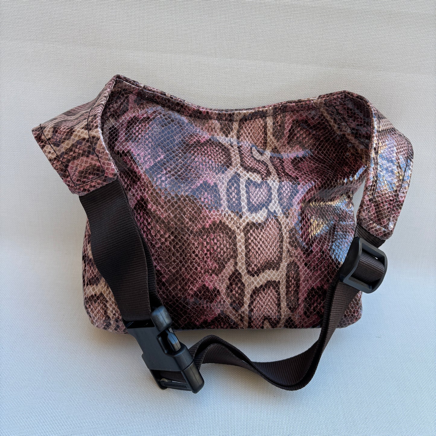 Riñonera "Special Animal Print" · Polipiel · Pieza Exclusiva Núm. 18990