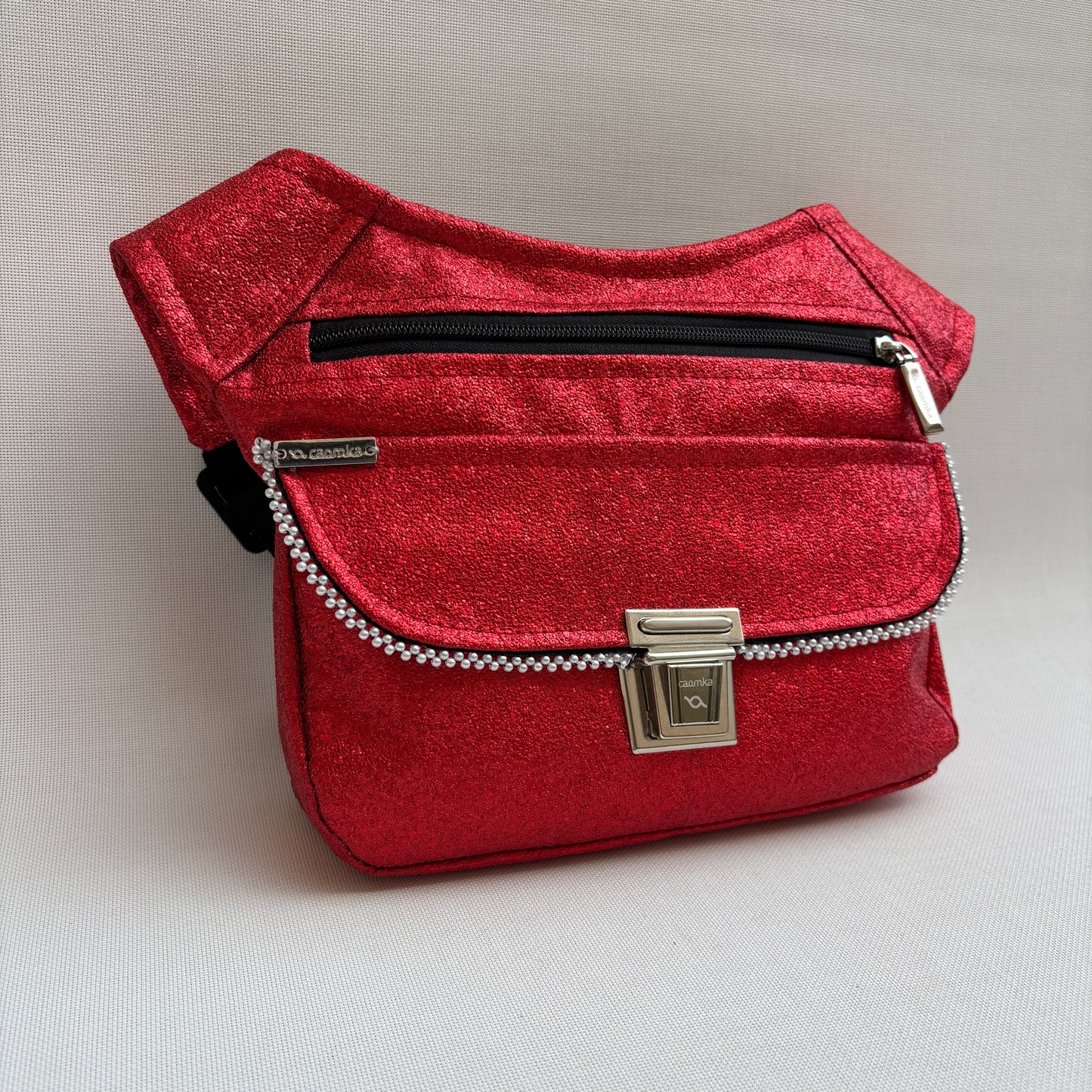 Riñonera "Party The Woman in Red" + Bolsillo trasero · Polipiel · Pieza Única Núm. 18235