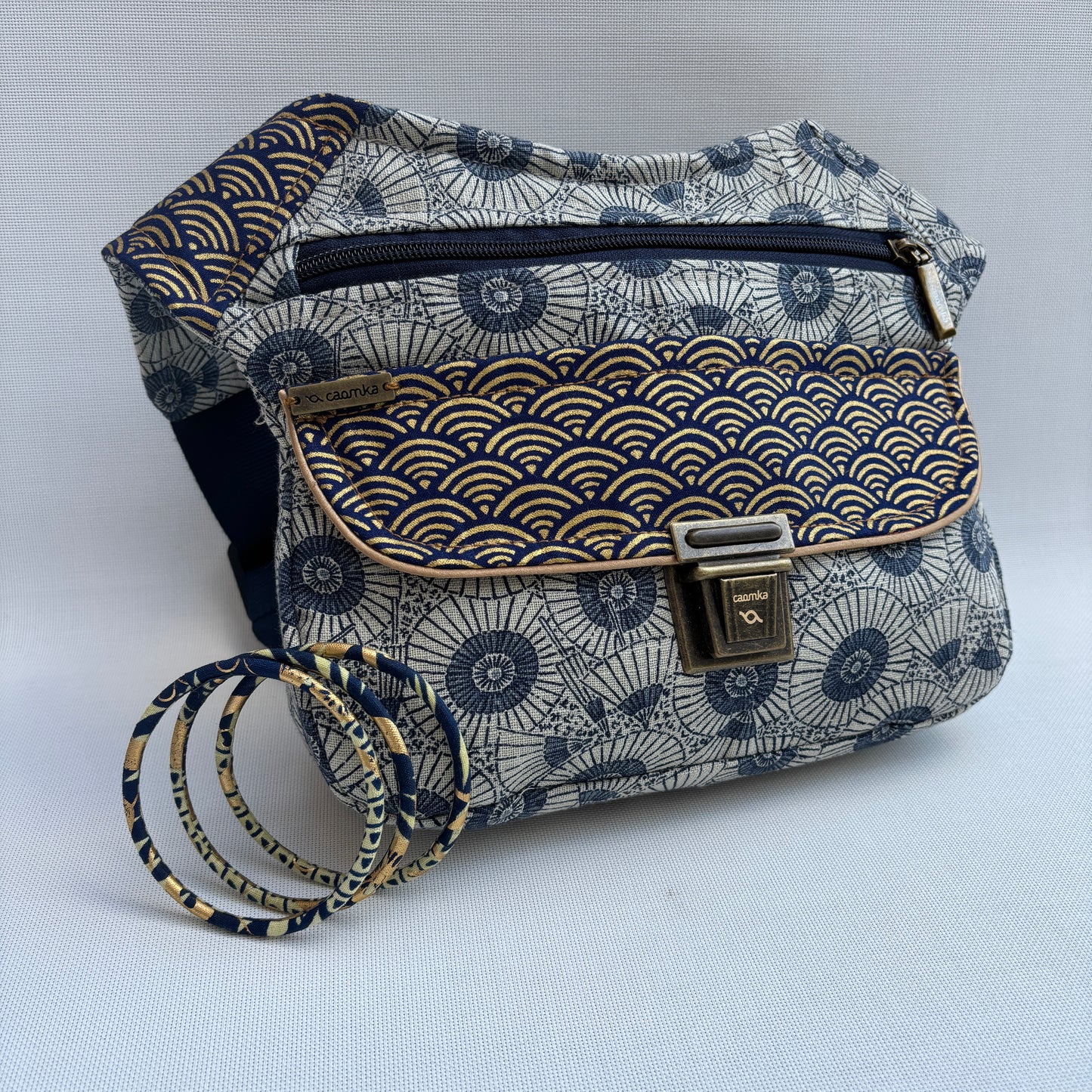 Pack Riñonera + 3 Pulseras "Special Japanese Waves Top" +  Bolsillo trasero · Pieza Única Núm. 17518