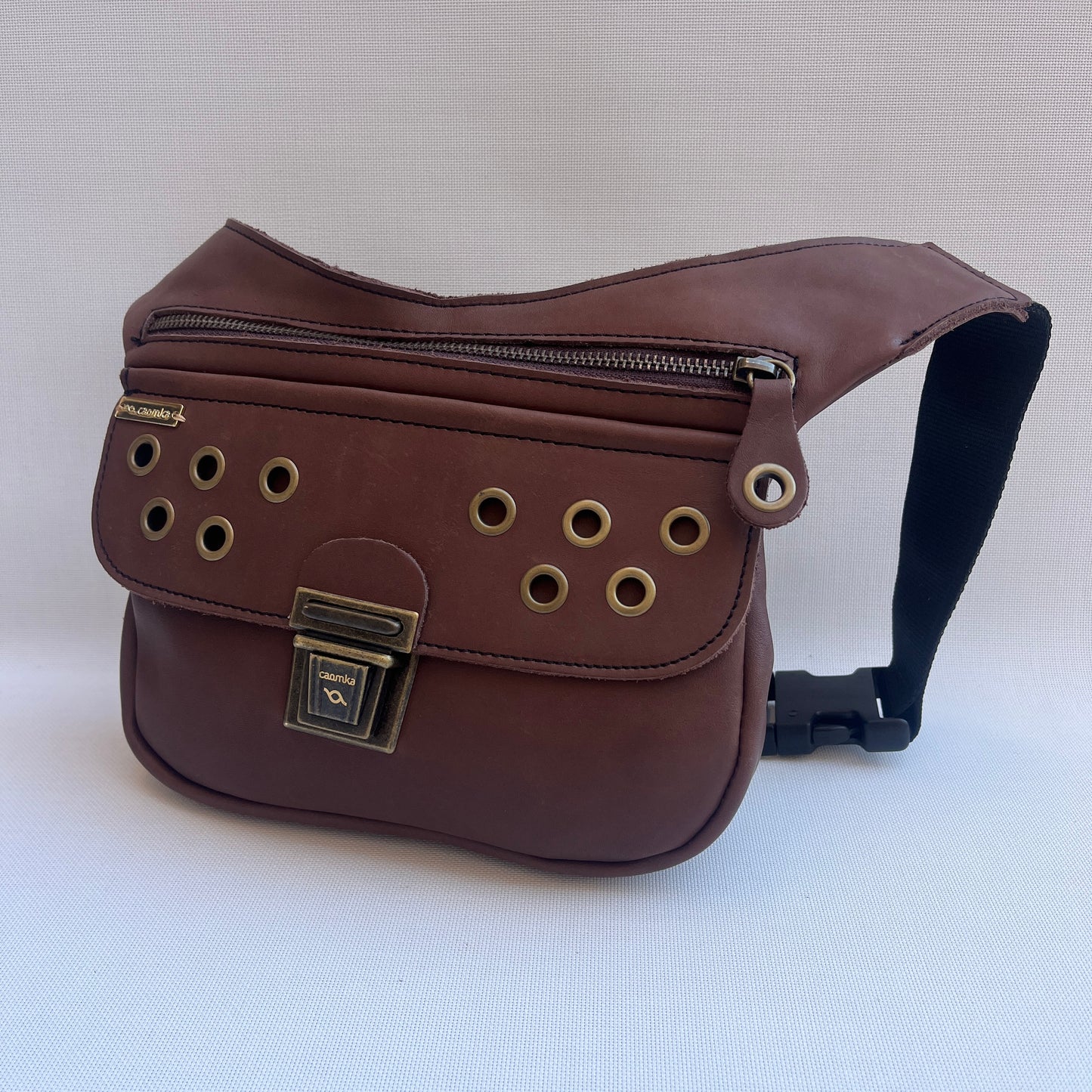 Premium Brown Circles & Old Gold · Piel natural BioCuir® · Pieza Exclusiva Núm. 15003